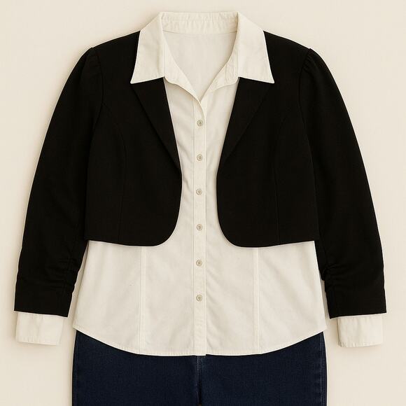 Quizz Woman White Button-Down Blouse Plus Size 22 - Picture 2 of 7